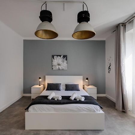 Les Capucins - 3 Bedroom Apartment Near The City Annecy Eksteriør billede